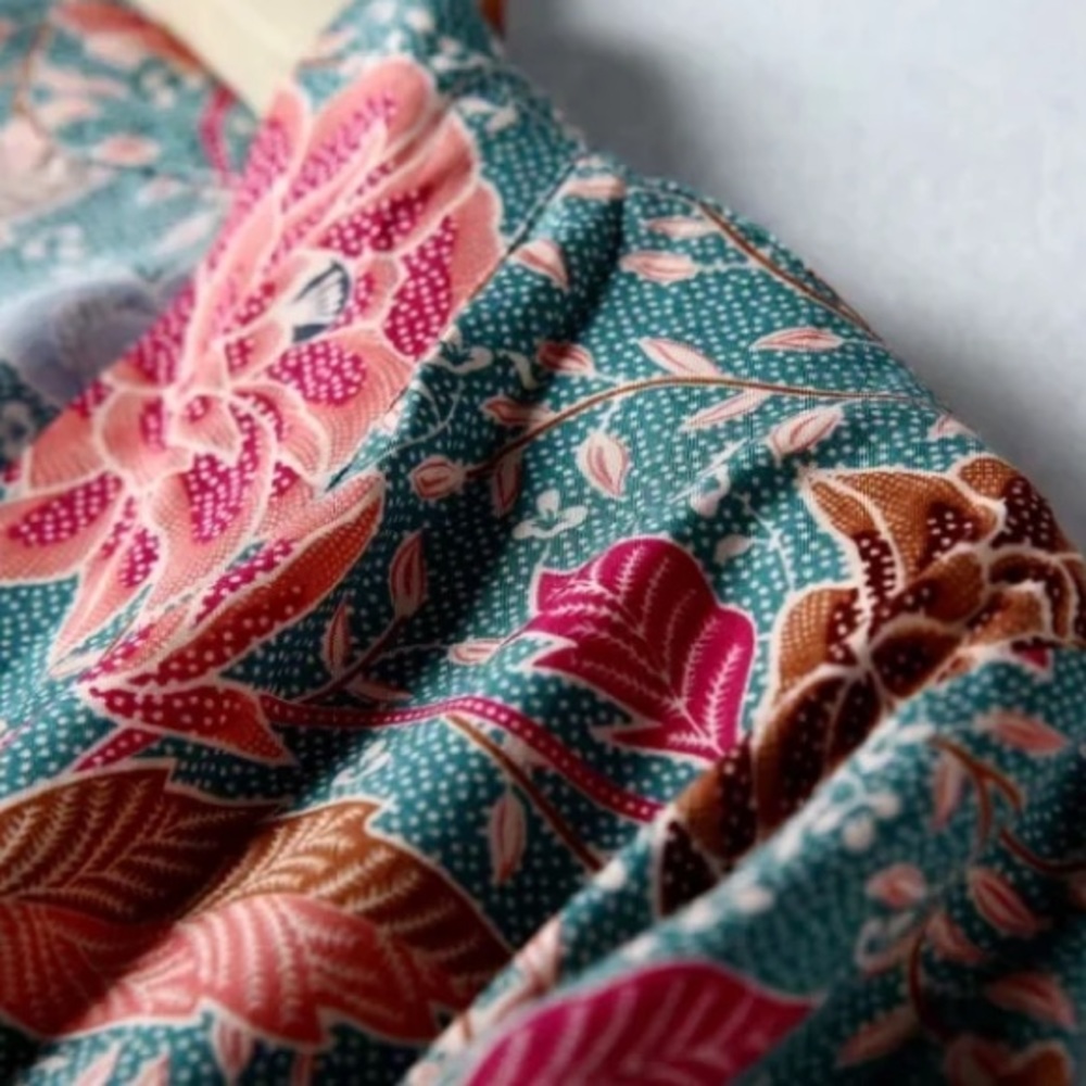 SOLD OUT Teal Boho Floral Short Kimono Wrap Coverup Robe - Picture 10 of 15